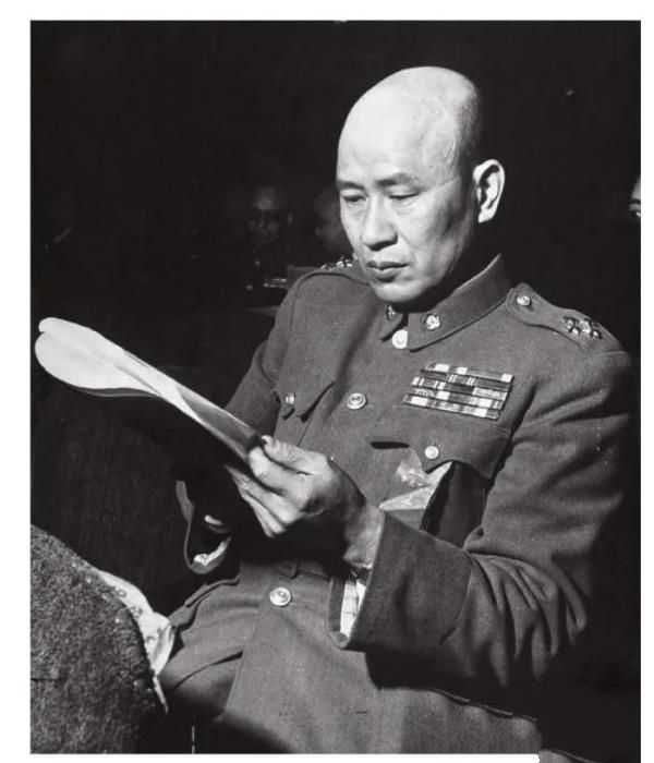 國軍將官多如牛毛，廖耀湘指揮15萬大軍，為何正式軍銜只是上校？