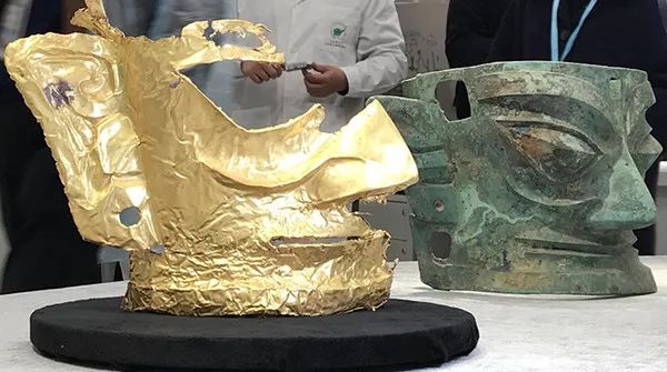 酷似外星人神秘文物，三星堆遺址新出土金面具、象牙