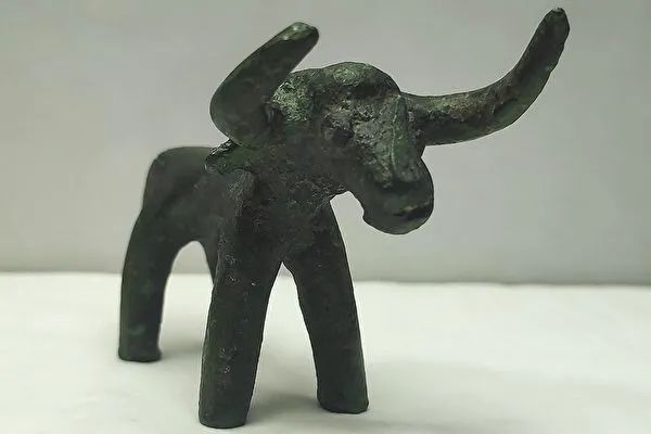 3000年前銅牛像出土，專家推測為宙斯祭品