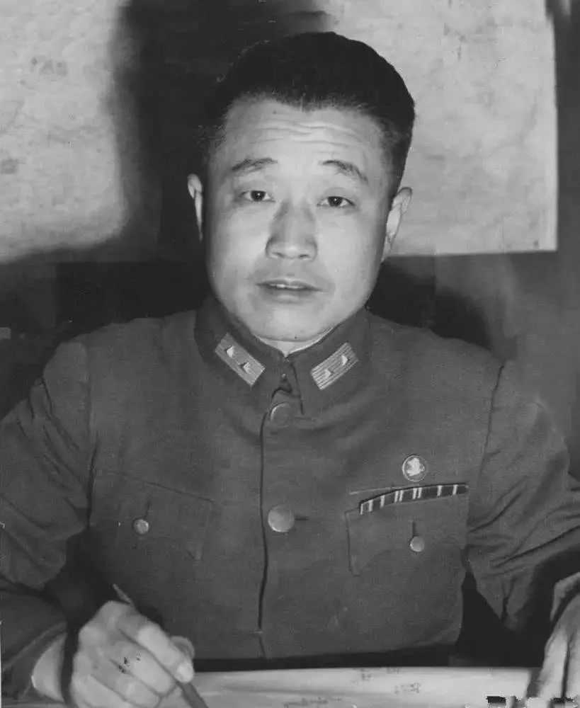 蔣介石有沒有軍事天賦？經常越級指揮的蔣公，究竟有哪些神操作